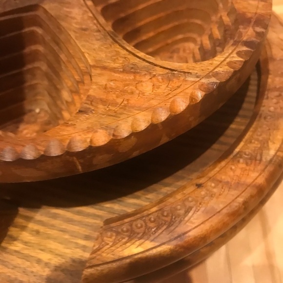 Vintage  foldable Wooden Fruit Pedestal Bowl, basket​​​​​​​ - Picture 8 of 8